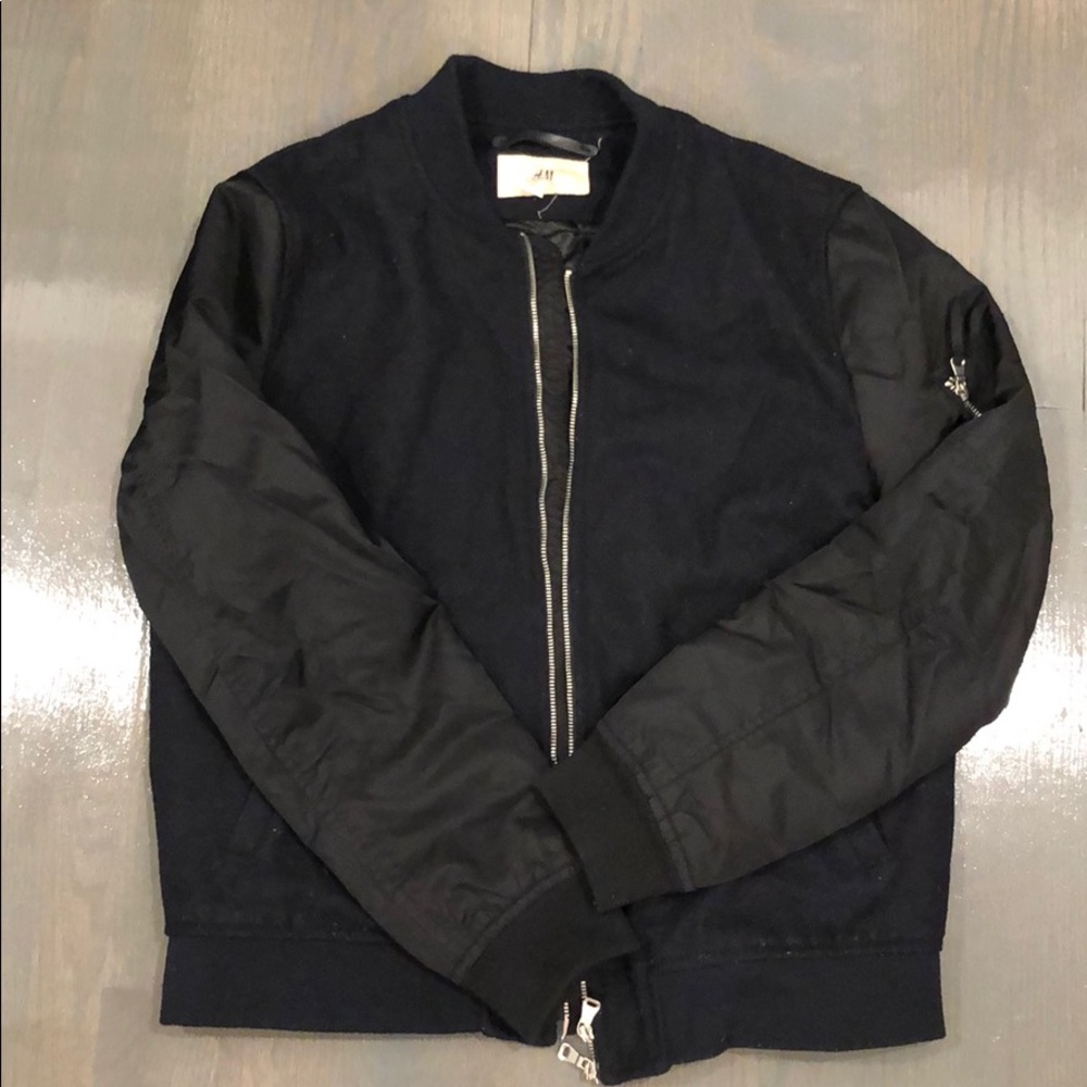 Men’s H&M Black/Navy Blue Light Coat